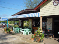 ท่าเรือที่ศาลาด่าน